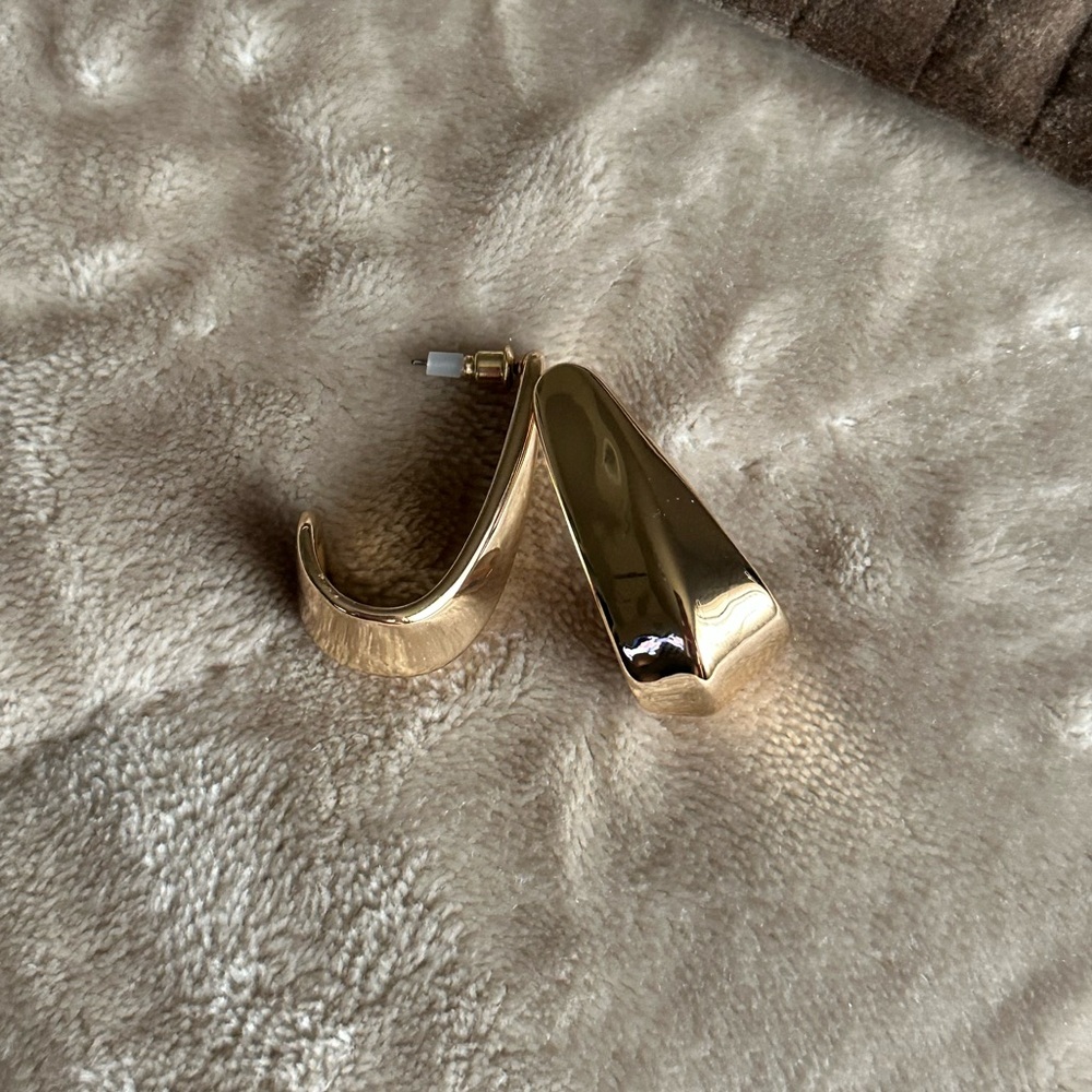 Folded Teardrop Earrings - New